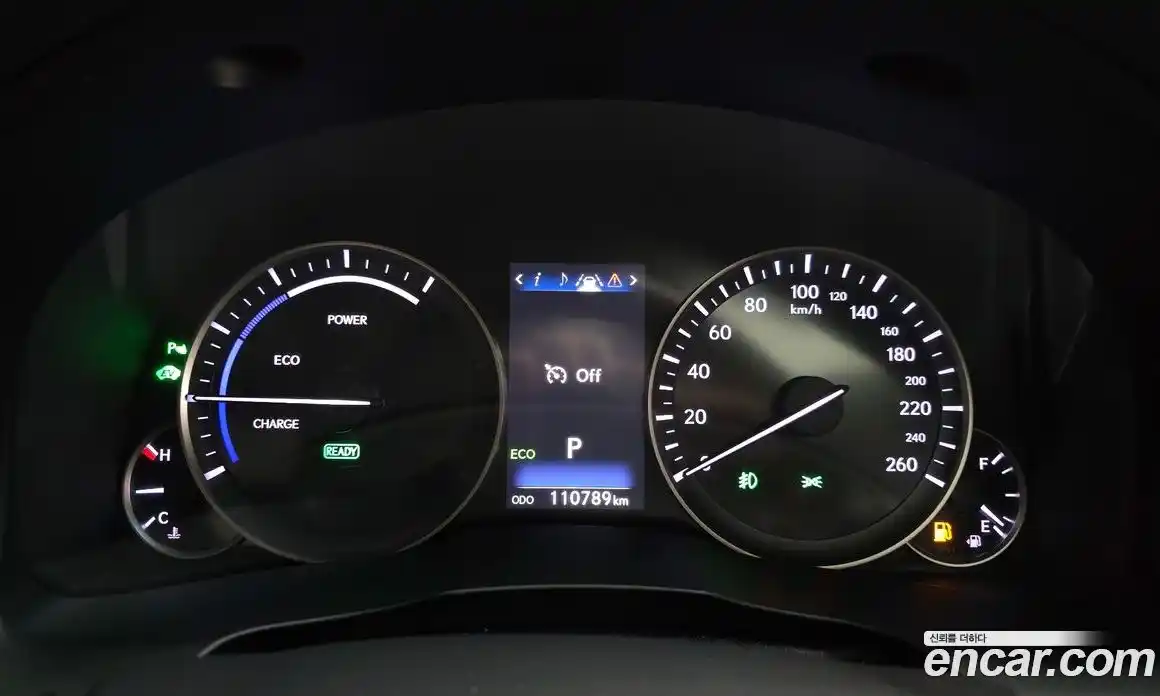 Lexus ES 2018 2.5 Автомат в Москве № 168296, фото 8