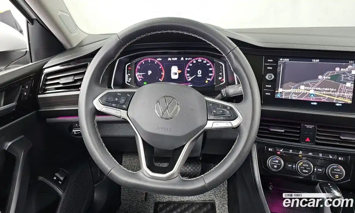 Volkswagen Jetta 2023 1.5 Автомат в Москве № 168401, фото 13