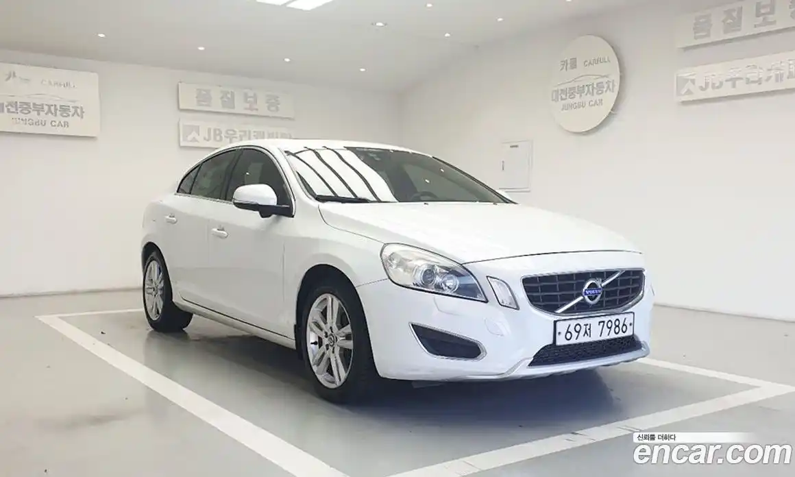Volvo S60 2012 2.5 Автомат в Москве № 179612, фото 1