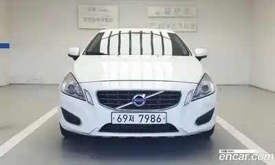 Volvo S60 2012 2.5 Автомат в Москве № 179612, миниатюра 2