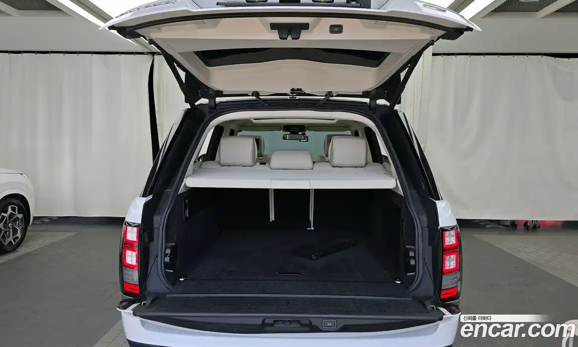 Land Rover Range-Rover 2014 5.0 Автомат в Москве № 198139, фото 20