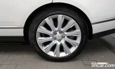 Land Rover Range-Rover 2014 5.0 Автомат в Москве № 198139, миниатюра 5