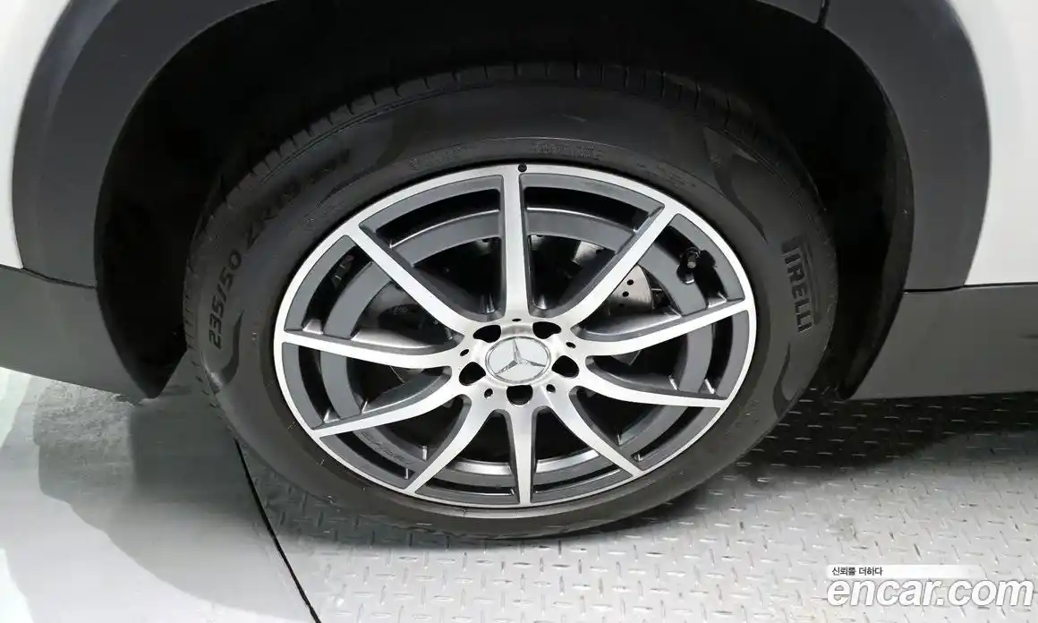 Mercedes-Benz GLB-Class 2022 2.0 Автомат в Москве № 207496, фото 5