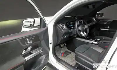Mercedes-Benz GLB-Class 2022 2.0 Автомат в Москве № 207496, миниатюра 10