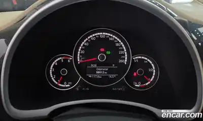 Volkswagen Beatle 2014 2.0 Автомат в Москве № 232184, миниатюра 8