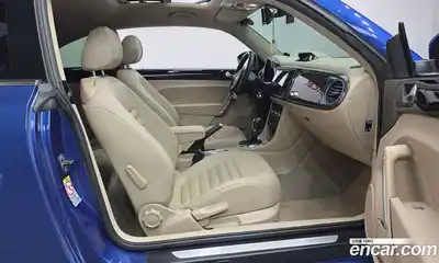 Volkswagen Beatle 2014 2.0 Автомат в Москве № 232184, миниатюра 10