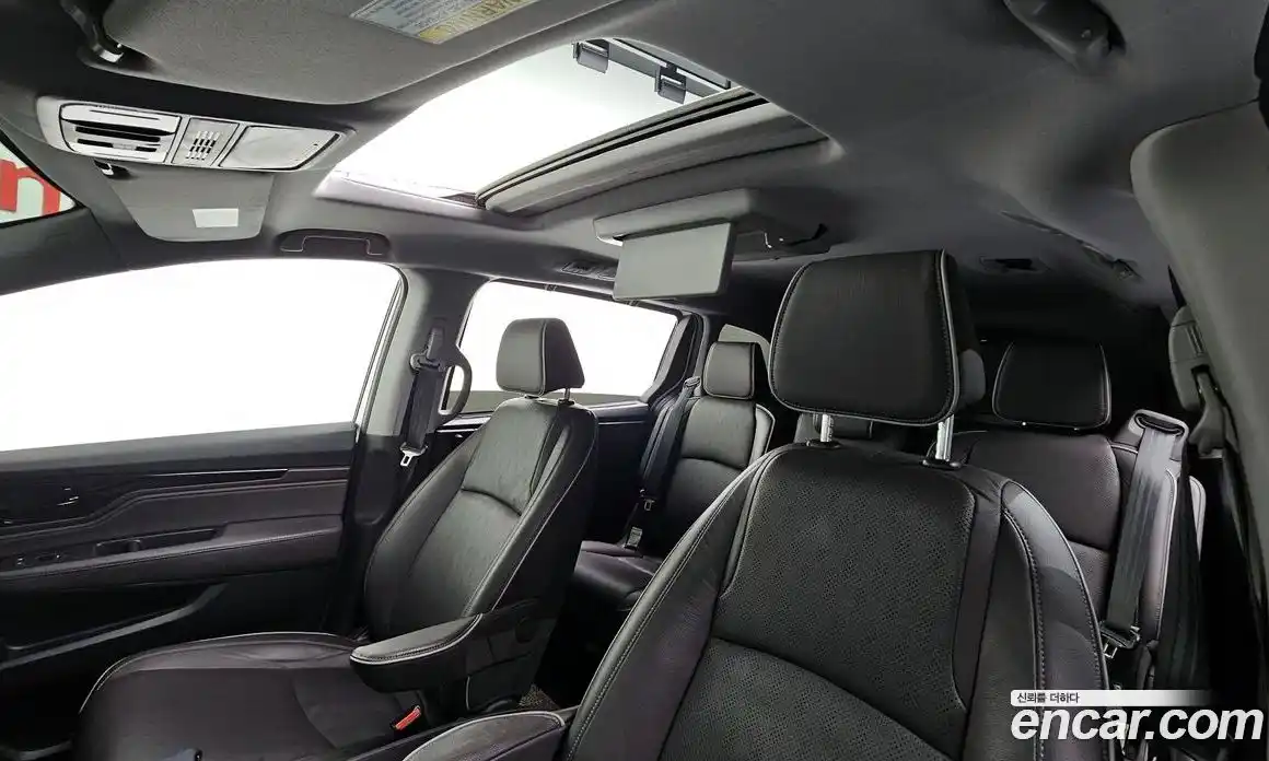 Honda Odyssey 2022 3.5 Автомат в Москве № 232930, фото 19