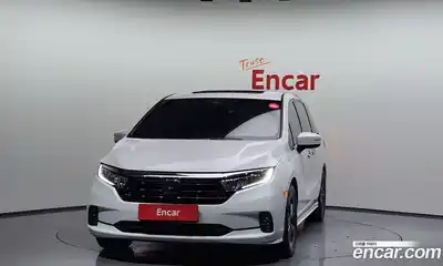 Honda Odyssey 2022 3.5 Автомат в Москве № 232930, миниатюра 3