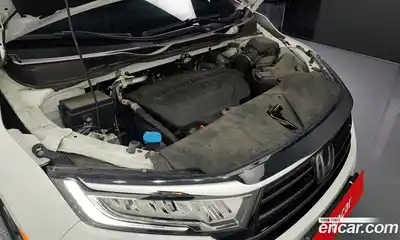 Honda Odyssey 2022 3.5 Автомат в Москве № 232930, миниатюра 6