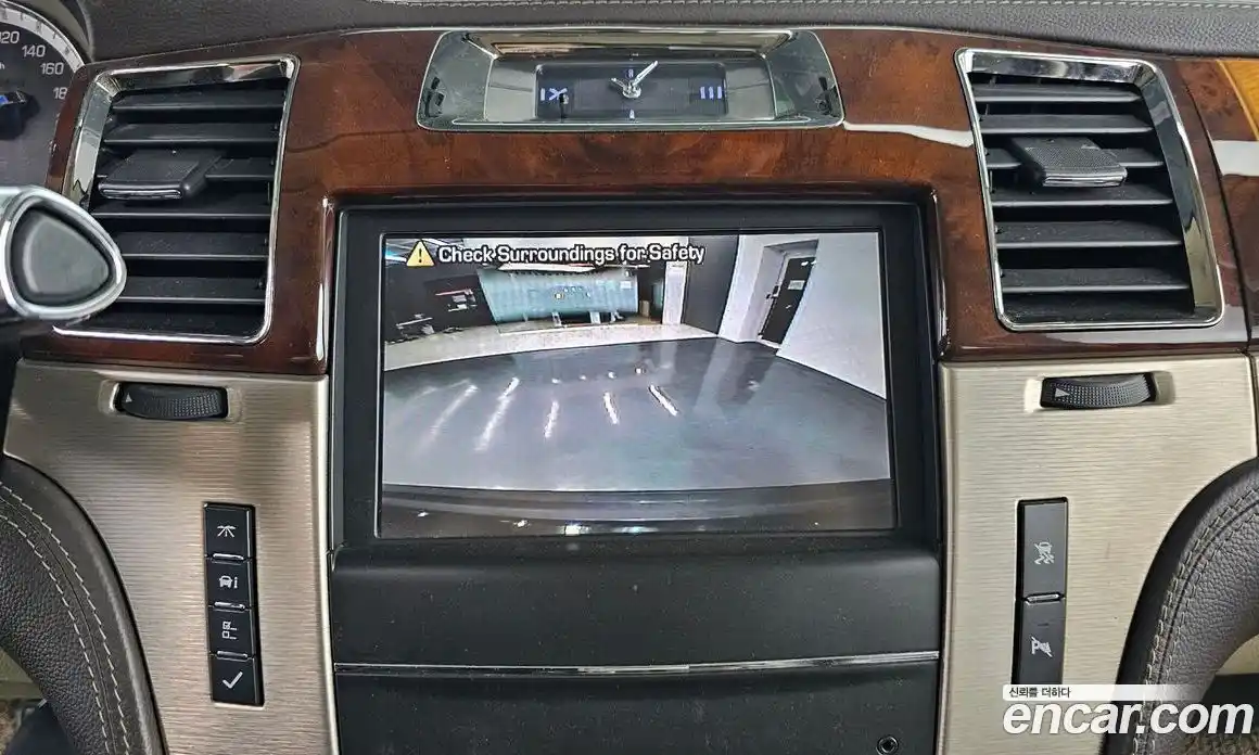 Cadillac Escalade 2011 6.2 Автомат в Москве № 285598, фото 16