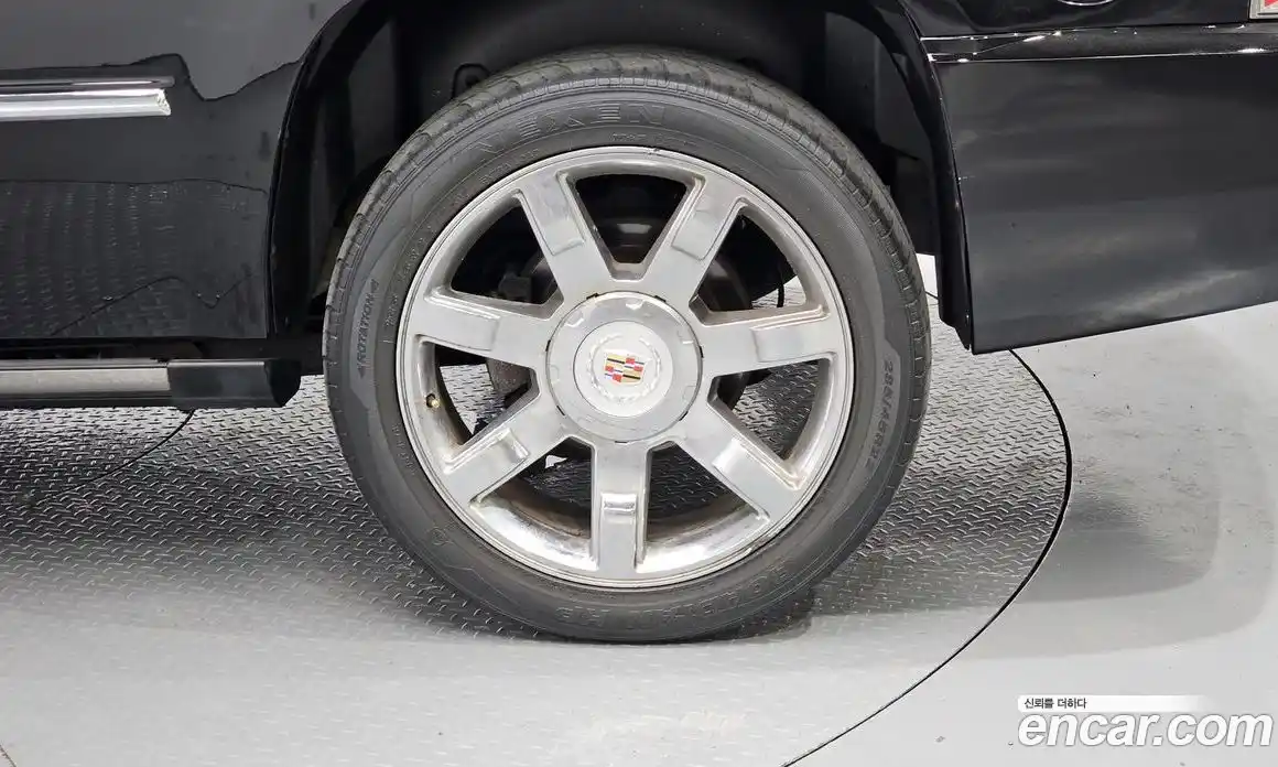 Cadillac Escalade 2011 6.2 Автомат в Москве № 285598, фото 5