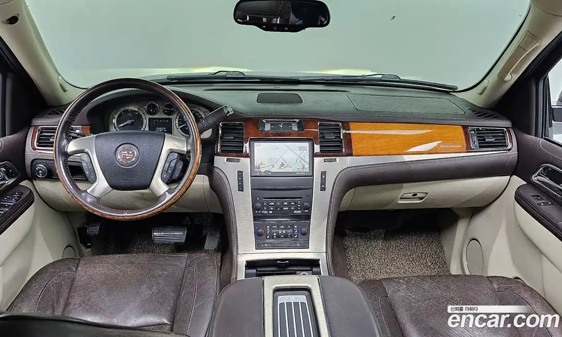 Cadillac Escalade 2011 6.2 Автомат в Москве № 285598, фото 7