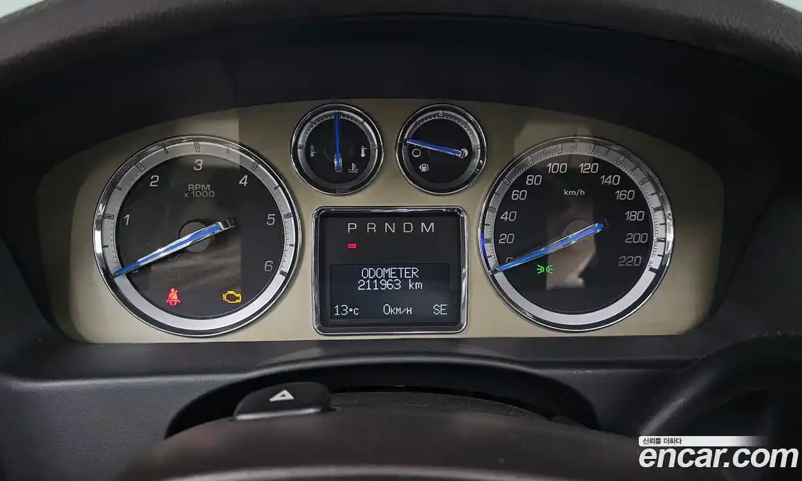 Cadillac Escalade 2011 6.2 Автомат в Москве № 285598, фото 8