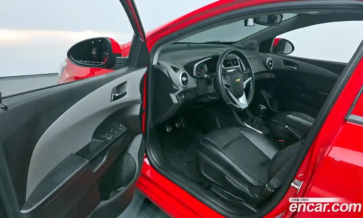 Chevrolet Aveo 2017 1.4 Механическая в Москве № 36659, фото 11