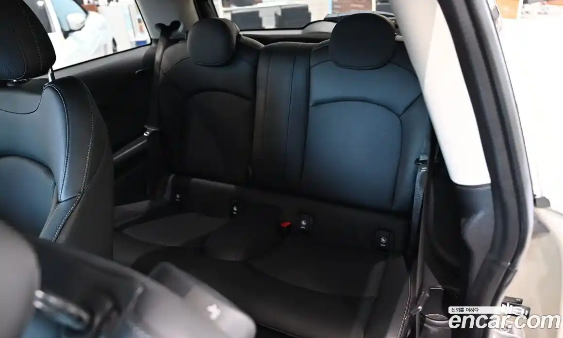 Mini Cooper 2020 1.5 Автомат в Москве № 499391, фото 10