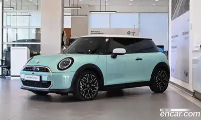 Mini Cooper, 2025