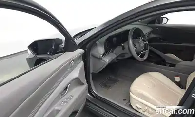 Hyundai Avante 2024 1.6 Автомат в Москве № 582206, миниатюра 12