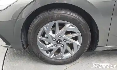 Hyundai Avante 2024 1.6 Автомат в Москве № 582206, миниатюра 5