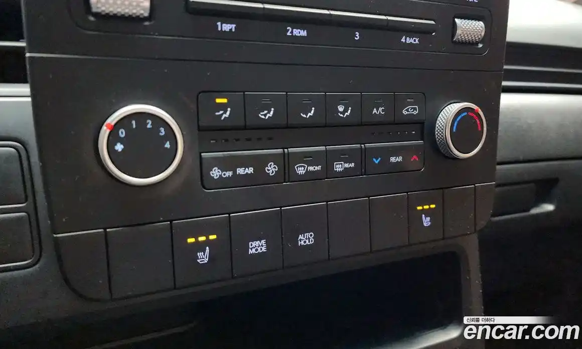 Hyundai Staria 2023 2.2 Автомат в Москве № 582292, фото 16