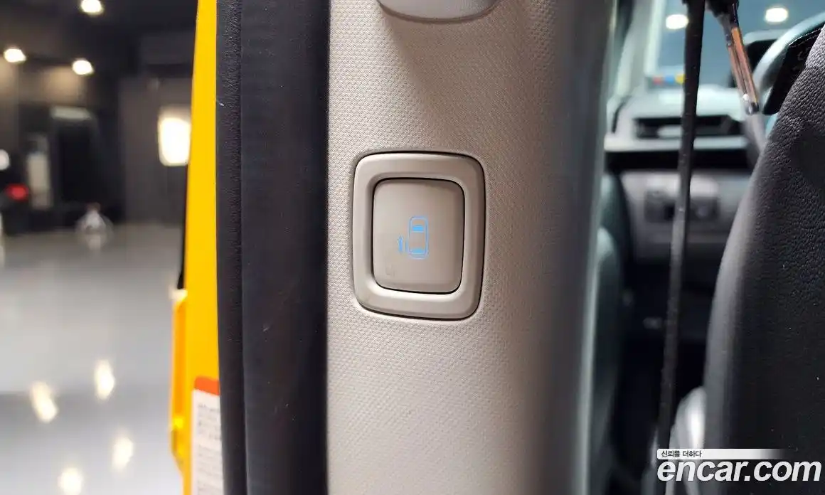 Hyundai Staria 2023 2.2 Автомат в Москве № 582292, фото 17