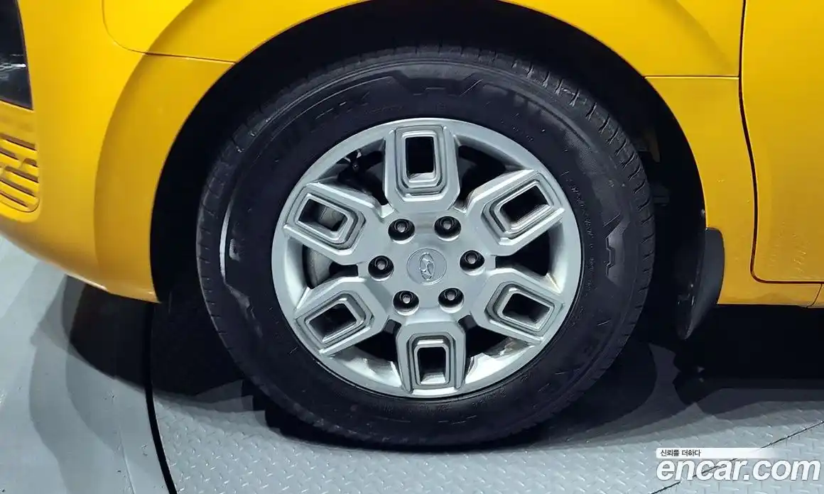 Hyundai Staria 2023 2.2 Автомат в Москве № 582292, фото 5