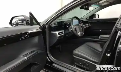 Hyundai Grandeur 2023 2.5 Автомат в Москве № 582308, миниатюра 10