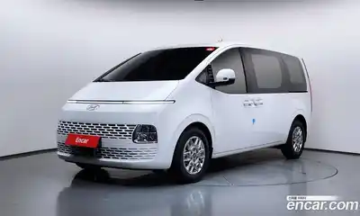 Hyundai Staria, 2025