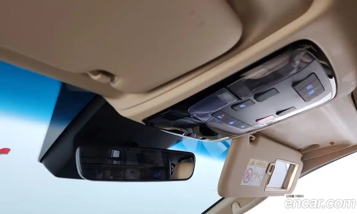 Hyundai Staria 2025 3.5 Автомат в Москве № 582860, фото 19