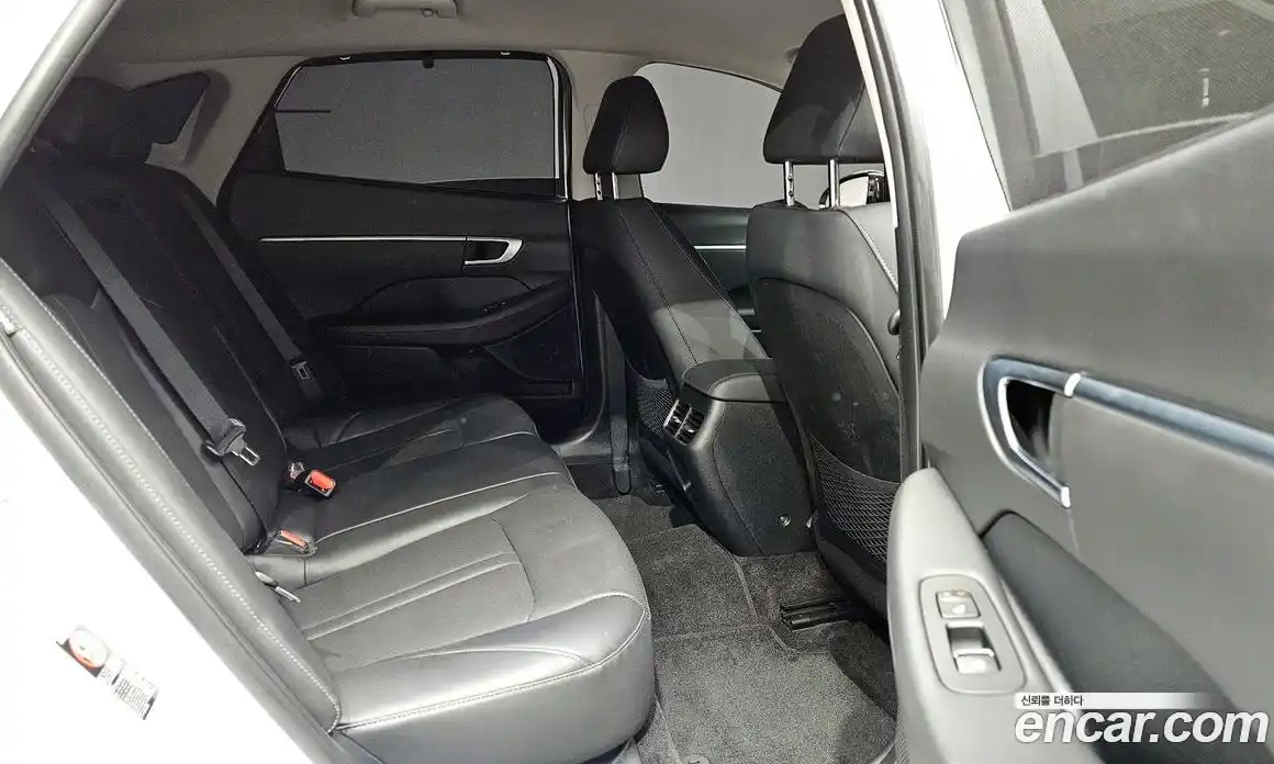 Hyundai Sonata 2021 2.0 Автомат в Москве № 582887, фото 11