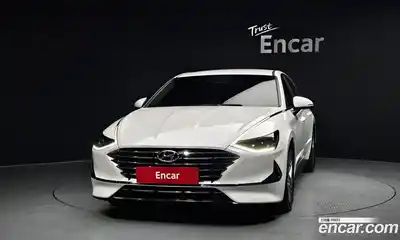 Hyundai Sonata 2021 2.0 Автомат в Москве № 582887, миниатюра 3