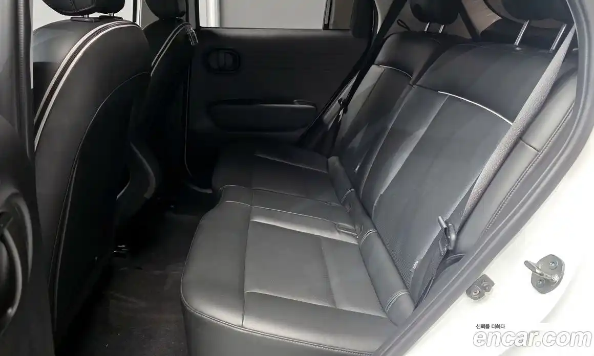 Hyundai Casper 2022 1.0 Автомат в Москве № 583136, фото 12