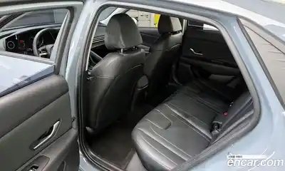 Hyundai Avante 2023 1.6 Автомат в Москве № 583164, миниатюра 11