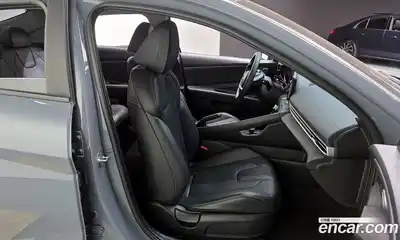 Hyundai Avante 2023 1.6 Автомат в Москве № 583164, миниатюра 12