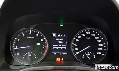 Hyundai Avante 2017 1.6 Автомат в Москве № 583236, миниатюра 8