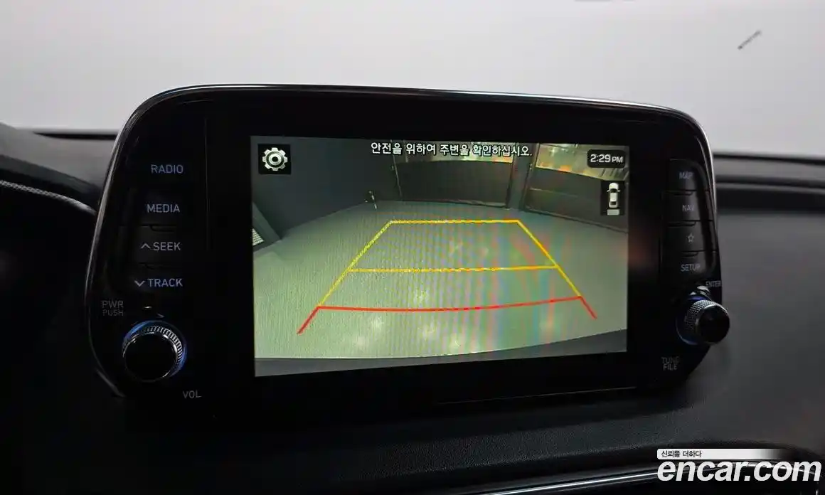 Hyundai Santa Fe 2020 2.0 Автомат в Москве № 583390, фото 14