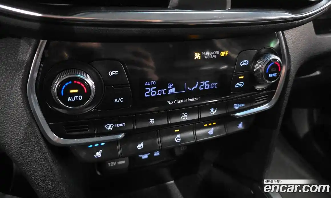 Hyundai Santa Fe 2020 2.0 Автомат в Москве № 583390, фото 17