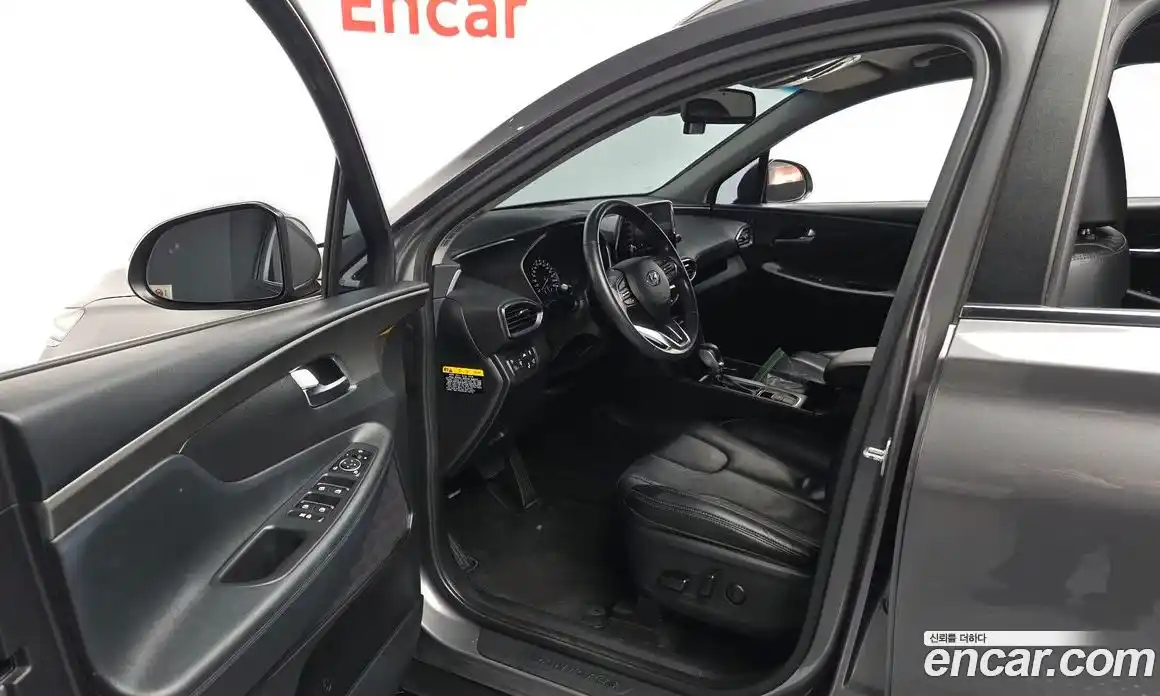 Hyundai Santa Fe 2020 2.0 Автомат в Москве № 583390, фото 10