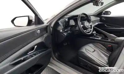 Hyundai Avante 2024 1.6 Автомат в Москве № 583495, миниатюра 10