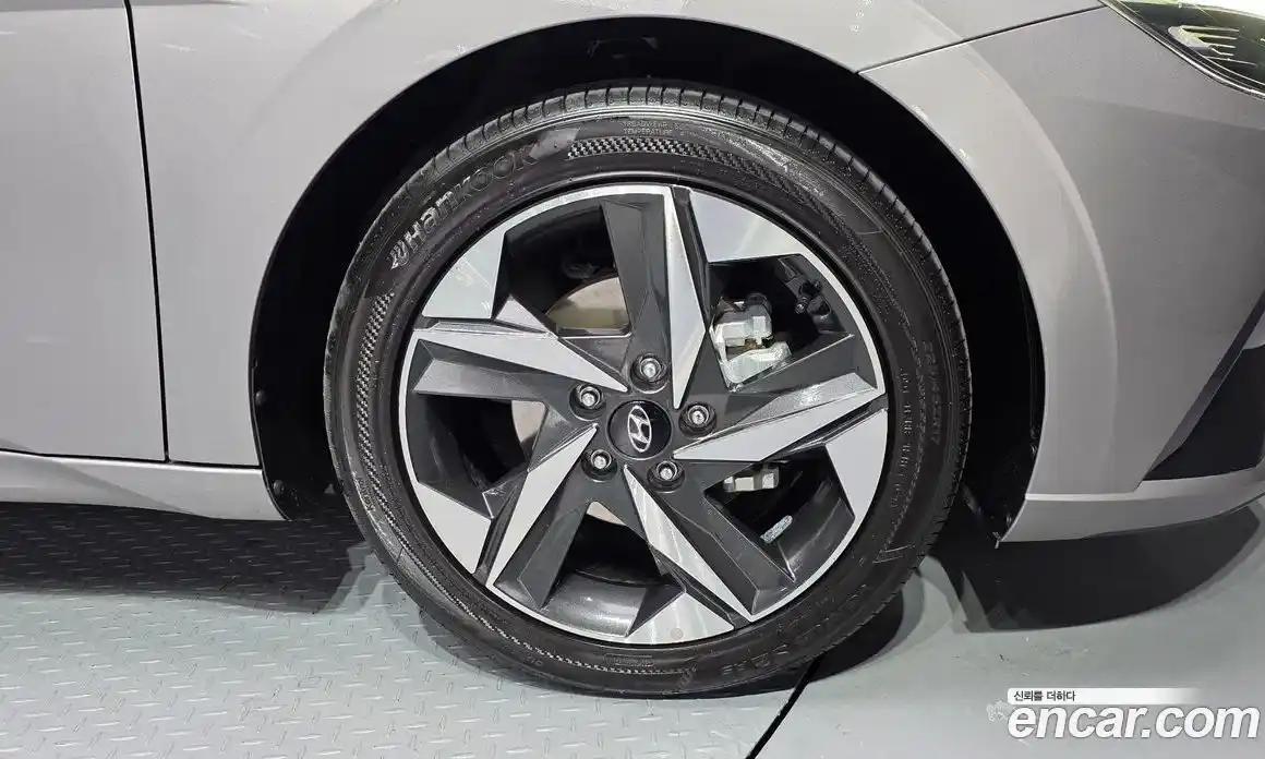 Hyundai Avante 2021 1.6 Автомат в Москве № 583666, фото 5