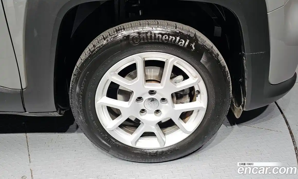 Jeep Renegade 2021 2.4 Автомат в Москве № 584196, фото 5