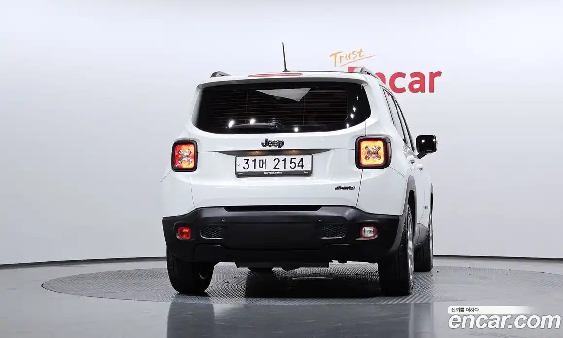 Jeep Renegade 2017 2.4 Автомат в Москве № 584233, фото 4