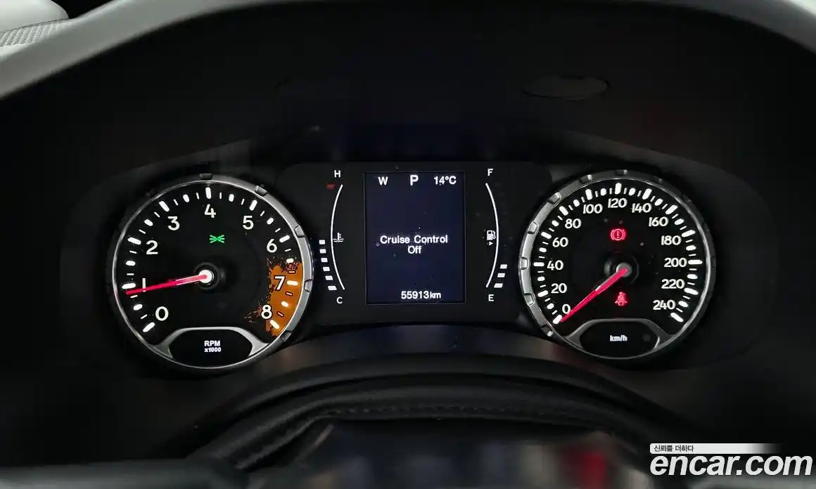 Jeep Renegade 2017 2.4 Автомат в Москве № 584233, фото 8