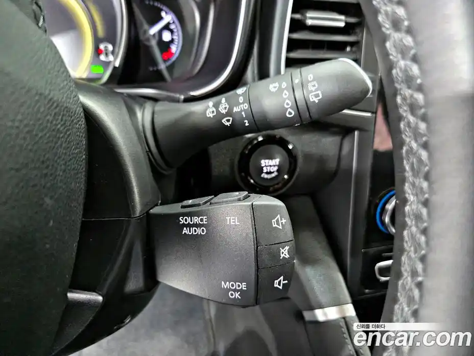 Renault QM6 2022 2.0 Автомат в Москве № 584258, фото 17