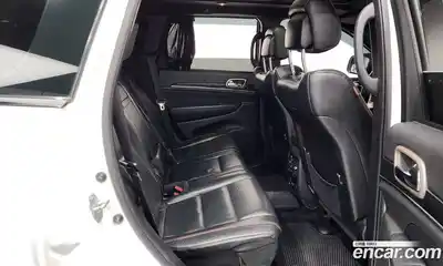 Jeep Cherokee 2016 3.0 Автомат в Москве № 584418, миниатюра 12