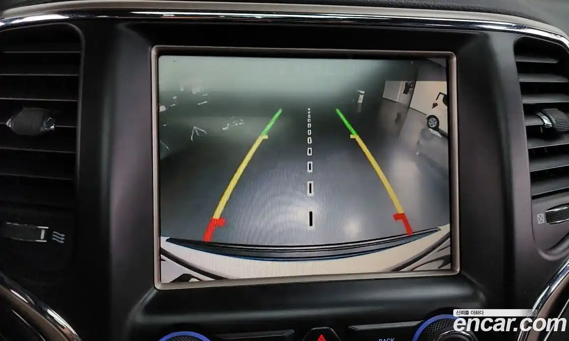 Jeep Cherokee 2016 3.0 Автомат в Москве № 584418, фото 15