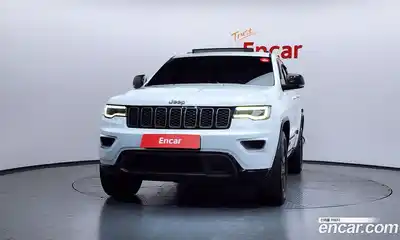 Jeep Cherokee 2016 3.0 Автомат в Москве № 584418, миниатюра 3
