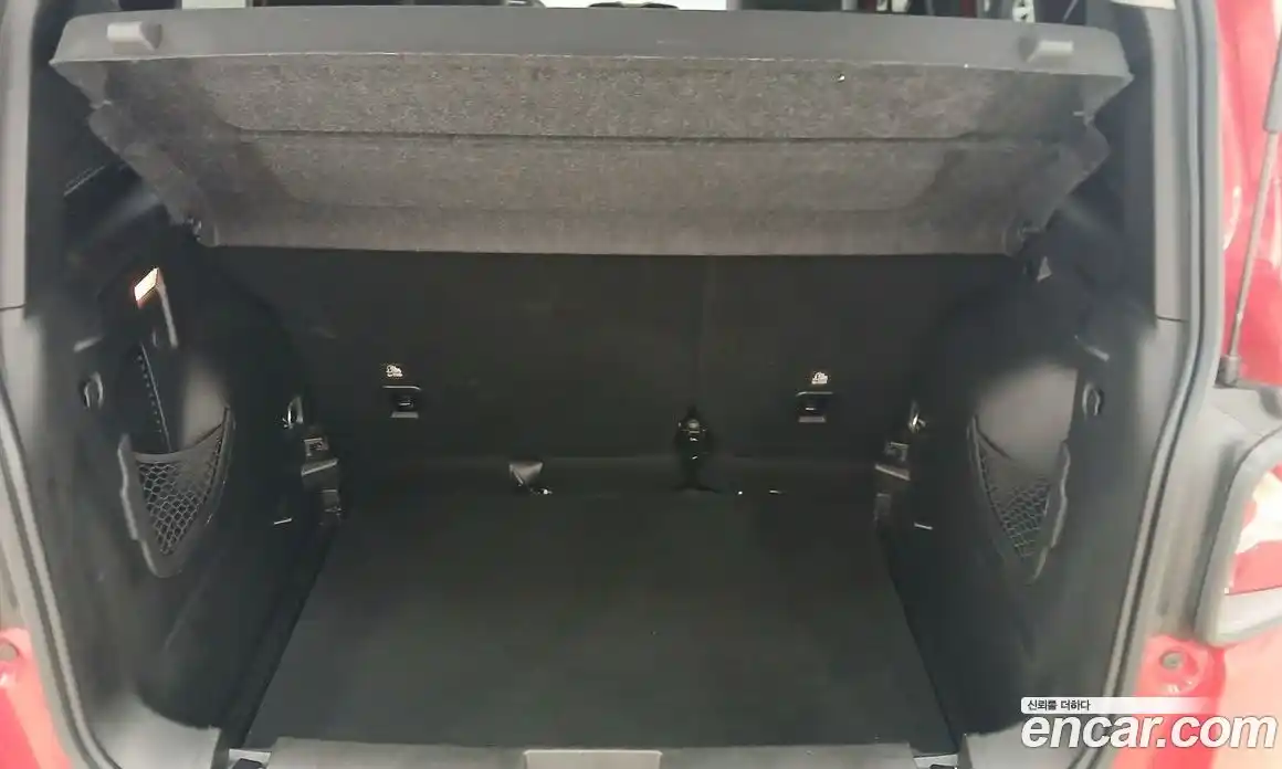 Jeep Renegade 2019 2.4 Автомат в Москве № 584504, фото 18