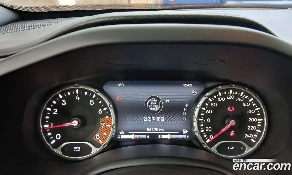 Jeep Renegade 2019 2.4 Автомат в Москве № 584504, фото 7