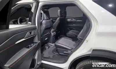 Ford Explorer 2025 2.3 Автомат в Москве № 584735, миниатюра 11