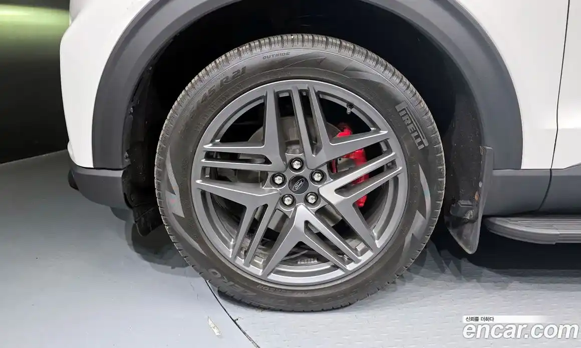 Ford Explorer 2025 2.3 Автомат в Москве № 584735, фото 5